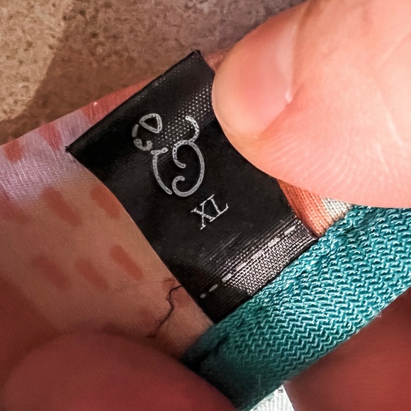 🌸 Lucy & Co reversible dog harness 🌸 - Picture 3 of 4